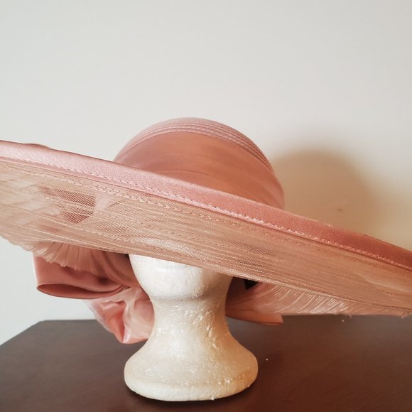 Elegant Light Pink Braided Brim Hat with Double Bow and Crystal Brooch Wear main image 7